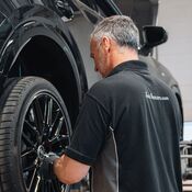 Careers at Mon Motors