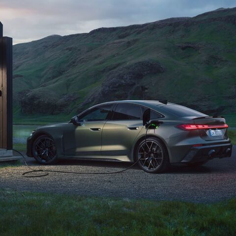 Audi RS 5 Saloon
