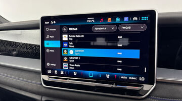 2026 Volkswagen 2.0 TSI R-Line DSG 4Motion Euro 6 5-door (Purple) - Image: 18