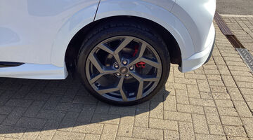 2024 Ford 1.0T EcoBoost MHEV ST DCT Euro 6 5-door (White) - Image: 14