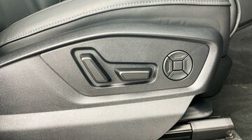 2025 Audi 3.0 TDI V6 Black Edition Tiptronic quattro Euro 6 5-door (Silver) - Image: 23