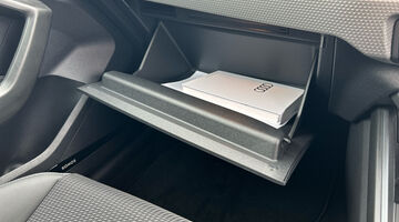 2026 Audi 1.0 TFSI 30 S line Sportback S Tronic Euro 6 5-door (Grey) - Image: 36