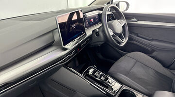2025 Volkswagen ETSI MHEV Style DSG Euro 6 5-door (Silver) - Image: 2