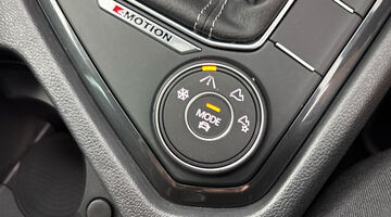 2022 Volkswagen 2.0 TSI R-Line DSG 4Motion Euro 6 5-door (Silver) - Image: 26