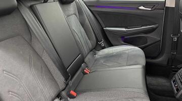 2025 Volkswagen ETSI MHEV Style DSG Euro 6 5-door (Silver) - Image: 9
