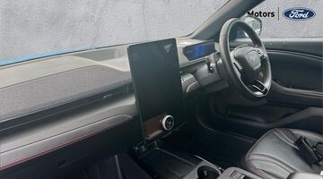 2022 Ford Extended Range 91kWh 5-door (Blue) - Image: 2