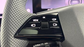 2026 Audi SQ6 SUV Vorsprung e-tron 360,00 kW (Black) - Image: 14