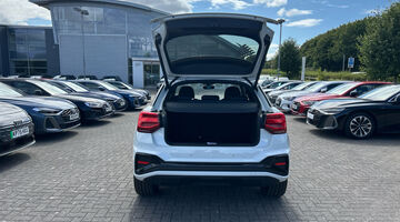 2025 Audi TFSI CoD 35 Black Edition S Tronic Euro 6 5-door (White) - Image: 19