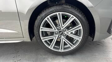 2026 Audi Sportback S line 30 TFSI 116 PS S tronic (Grey) - Image: 5