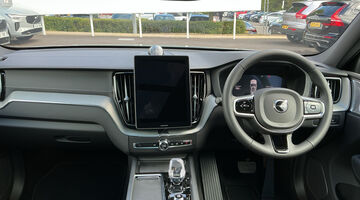 2026 Volvo 2.0 T8 18.8kWh Ultra Black Edition Auto Euro 6 5-door (Grey) - Image: 9