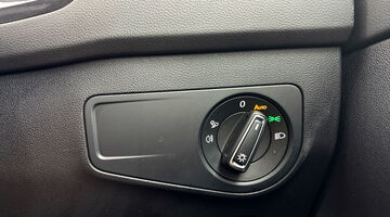 2023 Volkswagen TSI R-Line Edition DSG Euro 6 5-door (Grey) - Image: 31
