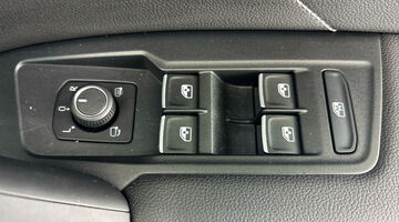 2023 Volkswagen TSI R-Line DSG Euro 6 5-door (White) - Image: 20
