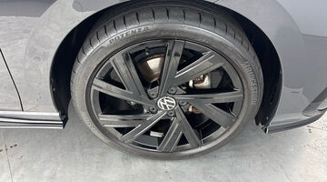 2024 Volkswagen ETSI MHEV Black Edition DSG Euro 6 5-door (Grey) - Image: 5