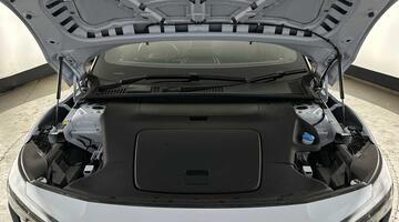 2026 Volvo Single Motor Extended Range 69kWh Plus Auto 5-door (Blue) - Image: 15