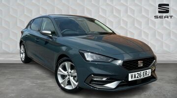 2026 SEAT ETSI MHEV FR DSG Euro 6 5-door (Blue) - Image: 1