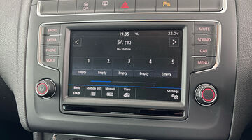 2017 Volkswagen TSI Match Edition Euro 6 5-door (Grey) - Image: 15
