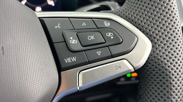 2026 Volkswagen ETSI MHEV R-Line DSG Euro 6 5-door (Grey) - Image: 13