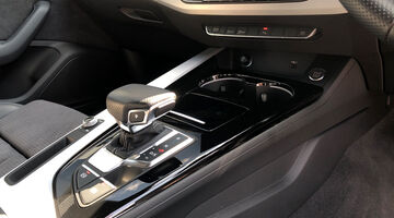 2023 Audi 2.0 TDI 40 S line Sportback S Tronic quattro Euro 6 5-door (Grey) - Image: 11