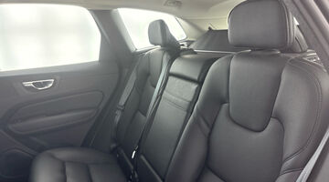 2021 Volvo 2.0 B5 MHEV Momentum Auto Euro 6 5-door (Silver) - Image: 37