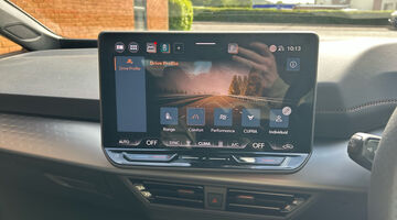 2026 CUPRA E-Boost 59kWh V1 Auto 5-door (Silver) - Image: 37