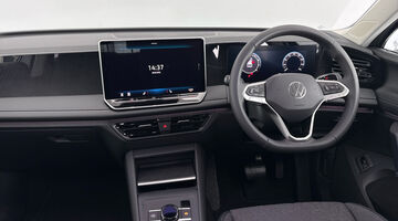 2026 Volkswagen ETSI MHEV Match DSG Euro 6 5-door (Silver) - Image: 9