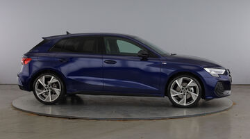 2026 Audi TFSI Black Edition Sportback S Tronic Euro 6 5-door (Blue) - Image: 4