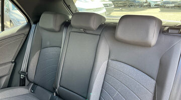 2026 Volkswagen Pro S 79kWh Match Auto 5-door (Black) - Image: 9