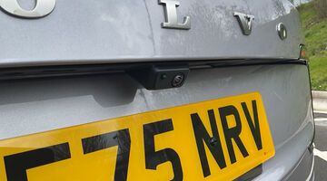 2025 Volvo Single Motor Extended Range 92kWh Ultra Saloon Auto 5-door (Silver) - Image: 26