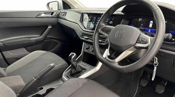 2025 Volkswagen 1.0 TSI Match Euro 6 5-door (Silver) - Image: 6