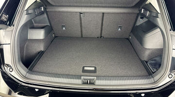 2026 Volkswagen 2.0 TDI Elegance DSG Euro 6 5-door (Black) - Image: 32