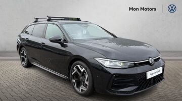 2025 Volkswagen 2.0 TSI R-Line DSG Euro 6 5-door (Black) - Image: 1