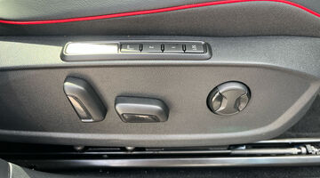 2026 Volkswagen 79kWh GTX Edition Auto 4Motion 5-door (Black) - Image: 29
