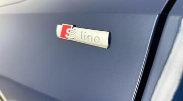 2026 Audi Sportback Black Edition TFSI 150 PS S tronic (Blue) - Image: 37