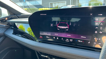 2026 Audi Sportback S line e-tron 210,00 kW (White) - Image: 37