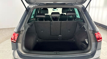 2023 Volkswagen TSI R-Line Edition DSG Euro 6 5-door (Grey) - Image: 34