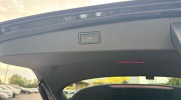 2026 Volkswagen Match 1.5 eTSI 150 PS 7-Speed DSG 5-door (Black) - Image: 18