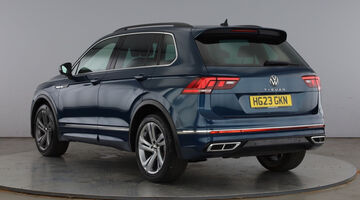 2023 Volkswagen TSI R-Line Edition DSG Euro 6 5-door (Blue) - Image: 3