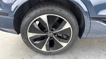 2026 Audi 100kWh Performance Black Edition Auto 5-door (Blue) - Image: 14