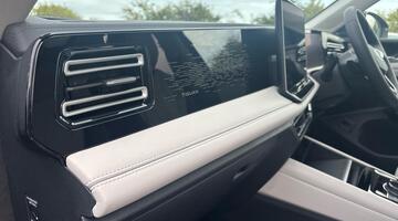 2026 Volkswagen Elegance 1.5 eTSI 150 PS 7-Speed DSG 5-door (Blue) - Image: 34