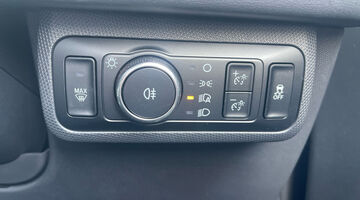 2026 Ford Standard Range 72kWh Select 5-door (Black) - Image: 12