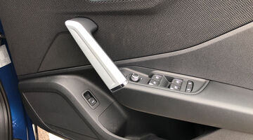 2026 Audi 1.0 TFSI 30 S line Euro 6 5-door (Blue) - Image: 23