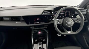 2026 Audi Sportback Black Edition TFSI 150 PS S tronic (Red) - Image: 8