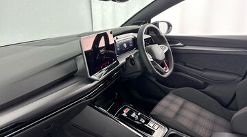2026 Volkswagen 2.0 TSI GTI DSG Euro 6 5-door (Black) - Image: 2