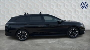 2025 Volkswagen 2.0 TSI R-Line DSG Euro 6 5-door (Black) - Image: 4