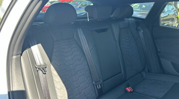 2025 Audi Avant Edition 1 e-tron 210,00 kW (White) - Image: 12