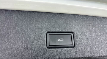 2023 Volkswagen TSI Style DSG Euro 6 5-door (White) - Image: 32