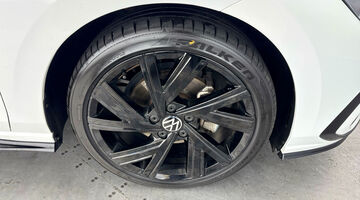 2024 Volkswagen ETSI MHEV Black Edition DSG Euro 6 5-door (White) - Image: 5