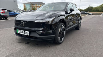 2026 Volvo P5 Long Range 69kWh Plus Auto 5-door (Black) - Image: 32