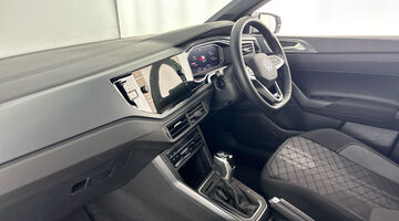 2025 Volkswagen 1.0 TSI R-Line DSG Euro 6 5-door (Silver) - Image: 2