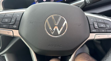 2025 Volkswagen TSI Match DSG Euro 6 5-door (White) - Image: 38